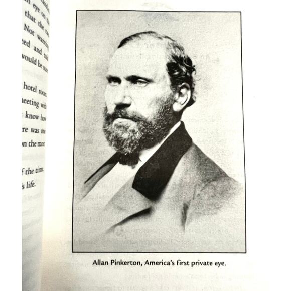 Lincoln’s Spymaster by Samantha Seiple Scholastic History Book Allan Pinkerton - Picture 6 of 7
